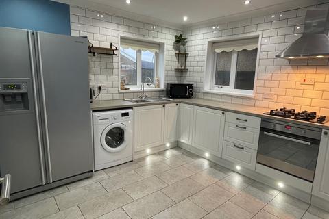 3 bedroom semi-detached house to rent - Port Talbot SA12