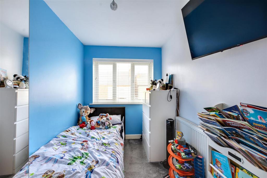 Bedroom 2 2.jpeg