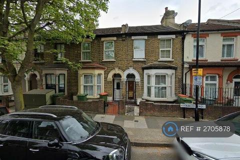 4 bedroom terraced house to rent, Holbrook Road, London, E15