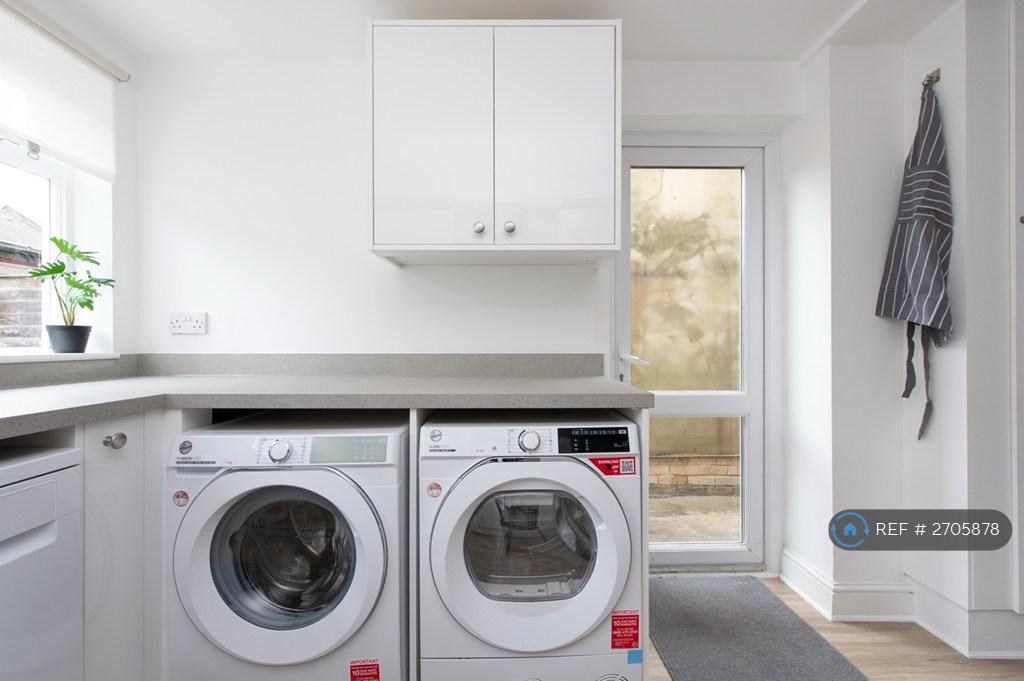 Washer &amp; Separate Dryer