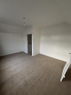 3 bedroom house to rent, Burnaby Road, Northfleet
