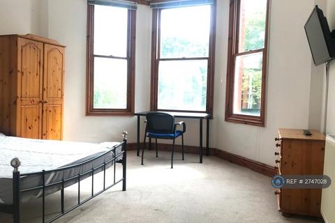 3 bedroom flat to rent, Ullet Road, Liverpool, L17