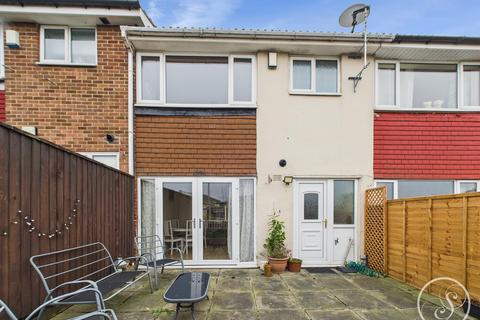 3 bedroom townhouse for sale, Gray Court, Leeds
