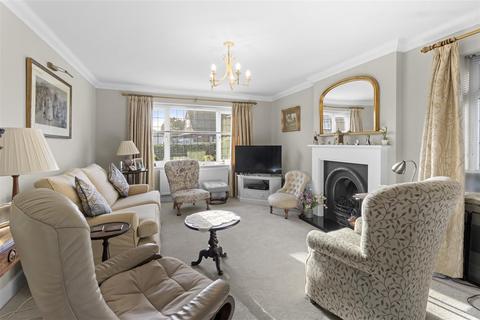 4 bedroom detached bungalow for sale, Ersham Way, Hailsham