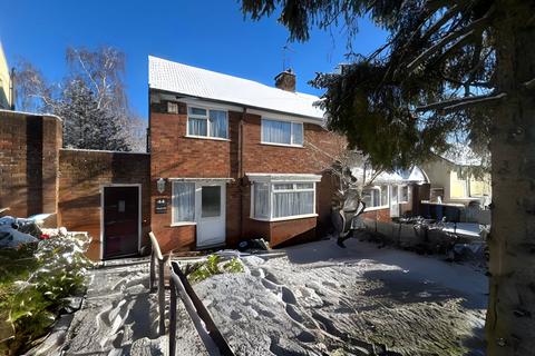 3 bedroom semi-detached house for sale, 44 Bagots Oak, Stafford, ST17 9SA