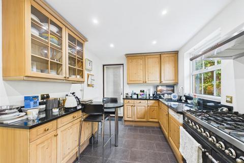 4 bedroom detached house for sale, Hales Croft, Aylesbury HP21
