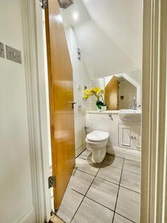 3 bedroom flat share to rent, Lanark Square, London E14