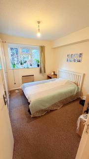 2 bedroom flat to rent, Oakington Avenue, Wembley HA9