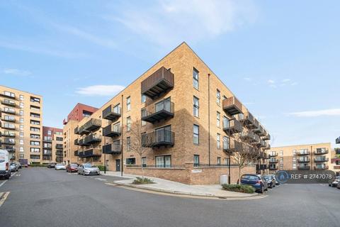 1 bedroom flat to rent, Augustine Court, London, SE18