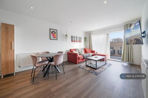 1 bedroom flat to rent, Augustine Court, London, SE18