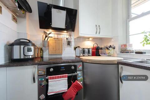 2 bedroom flat to rent, Matilda House, London, E1W