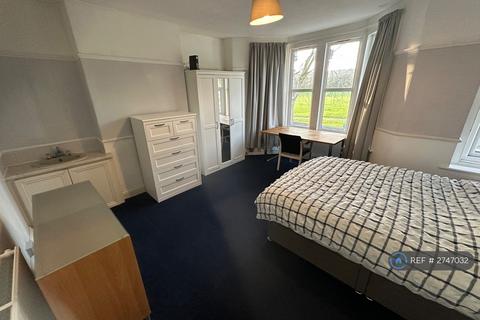 1 bedroom in a house share to rent, Ashton Road, Bristol, BS3