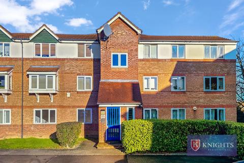 1 bedroom flat for sale, Cherry Blossom, London, N13