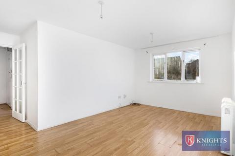 1 bedroom flat for sale, Cherry Blossom, London, N13