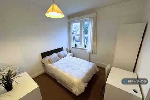 undefined, Surbiton, Surbiton, KT5