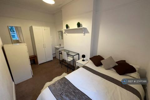 undefined, Surbiton, Surbiton, KT5