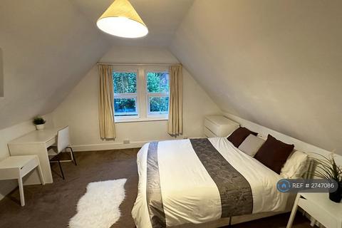 undefined, Surbiton, Surbiton, KT5
