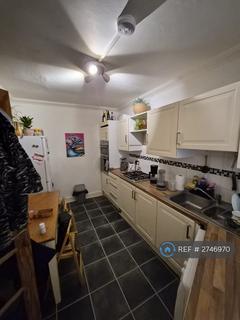 2 bedroom flat to rent, Mannock Road, London, N22