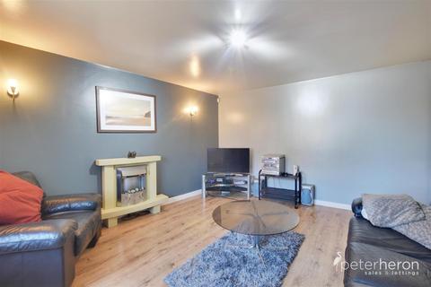 2 bedroom flat to rent, Carley Road, Southwick, Sunderland