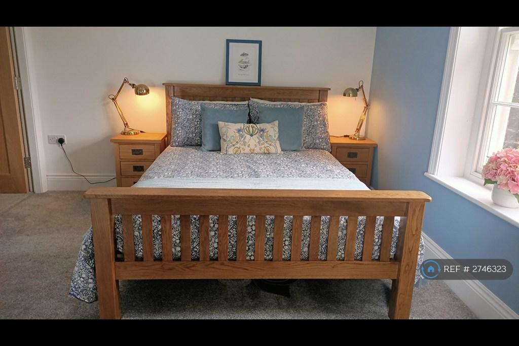 Bedroom1, View 3