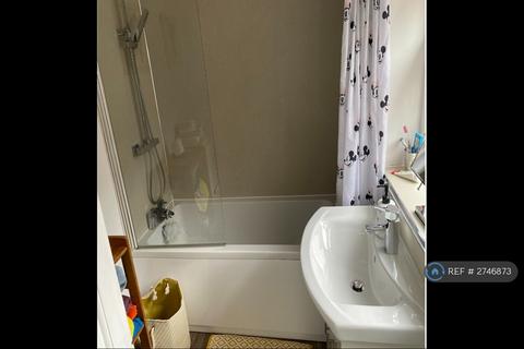 2 bedroom terraced house to rent, Kingsley Street, Stoke-On-Trent, ST3