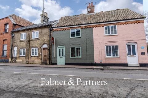 2 bedroom terraced house for sale, Church Street, Saxmundham, Suffolk, IP17