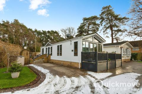 2 bedroom park home for sale, Bordon, Hampshire, GU35