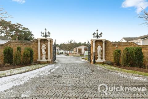 2 bedroom park home for sale, Bordon, Hampshire, GU35