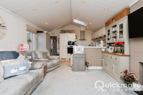 2 bedroom park home for sale, Bordon, Hampshire, GU35