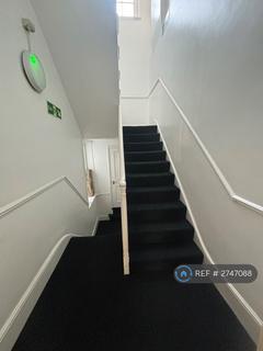 1 bedroom flat to rent, Wellington Street, London, WC2E
