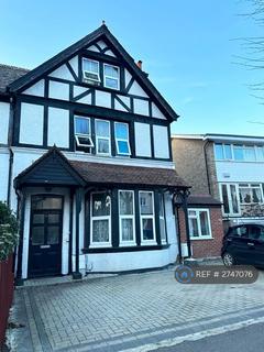 6 bedroom flat to rent, Surbiton, Surbiton, KT5