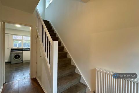 3 bedroom semi-detached house to rent, Shirdley Crescent, Southport, PR8