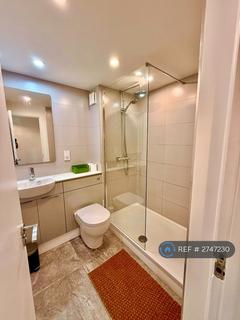 undefined, Wellesley Road, London, W4