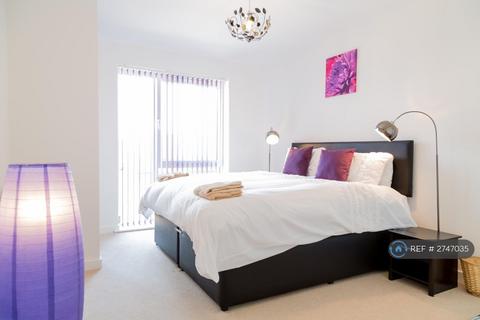 2 bedroom penthouse to rent, Spring Drive, Trumpington, Cambridge, CB2