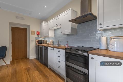 Studio to rent, Tilberthwaite Avenue, Coniston, LA21