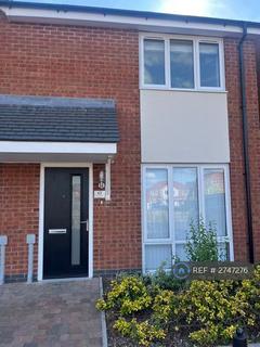2 bedroom semi-detached house to rent, Hazelwell Avenue, Burton On Trent, DE14