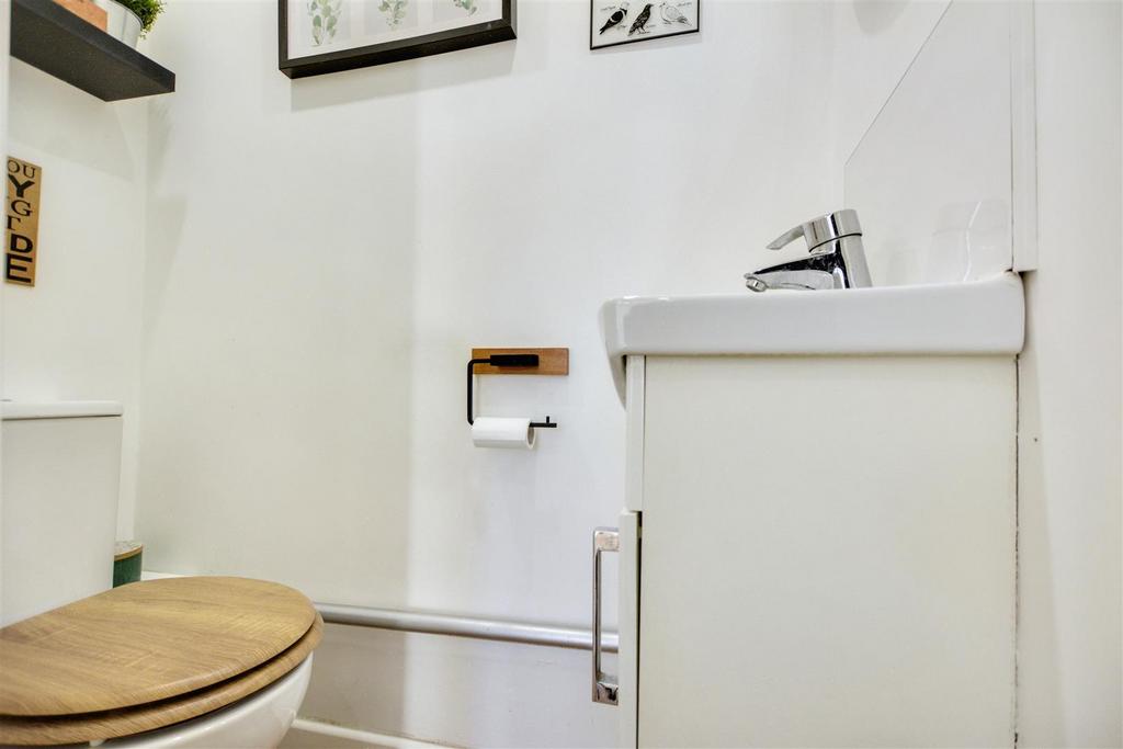 Ground floor wc