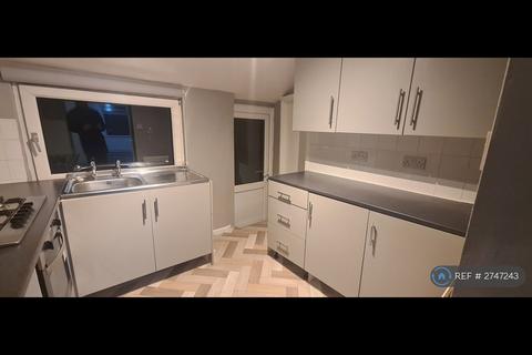 undefined, Edmondstown Road, Tonypandy, CF40