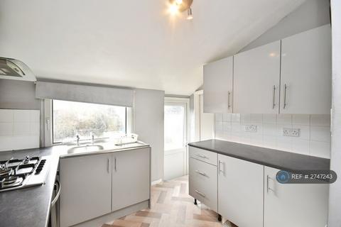 undefined, Edmondstown Road, Tonypandy, CF40