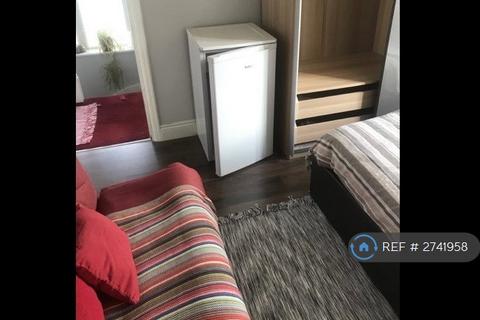 undefined, Kynaston Crescent, Thornton Heath, CR7
