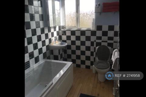 undefined, Kynaston Crescent, Thornton Heath, CR7