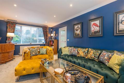 3 bedroom detached house for sale, Southport Road, Chorley