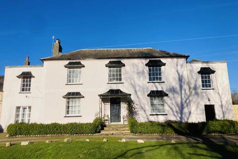 5 bedroom house to rent, Penpergwm, Penpergwm