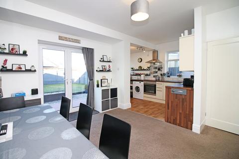 3 bedroom semi-detached house for sale, North Drive, Thornton-Cleveleys, FY5
