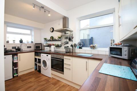 3 bedroom semi-detached house for sale, North Drive, Thornton-Cleveleys, FY5