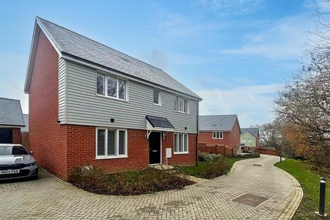 4 bedroom detached house for sale, Anderida Close, Stone Cross, Pevensey