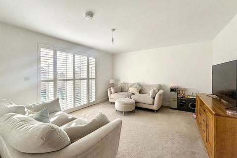4 bedroom detached house for sale, Anderida Close, Stone Cross, Pevensey