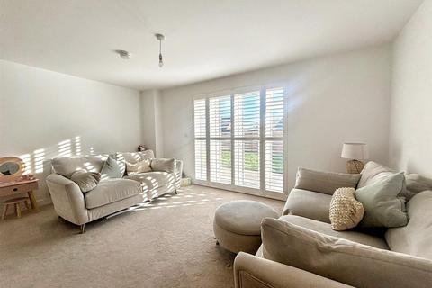 4 bedroom detached house for sale, Anderida Close, Stone Cross, Pevensey