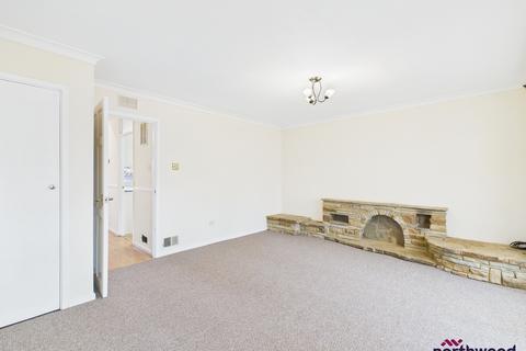 3 bedroom terraced house to rent, Honeysuckle Close, Langney, Eastbourne, BN23