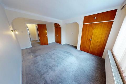 4 bedroom detached house to rent, 32 City Road, Haverfordwest, Pembrokeshire. SA61 2ST